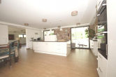 Kochbereich - Montabaur, großzügiger Bungalow mit Einliegerwohnung