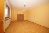 Zimmer 1 Obergeschoss - Meudt, solides Wohnhaus mit zusätzlichem Bauplatz *VIRTUELLE 360° BESICHTIGUNG AUF ANFRAGE*