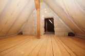 Speicher mit Dämmung - Niederelbert, Wohnhaus mit großer Garage in herrlicher Ortsrandlage *VIRTUELLE 360° BESICHTIGUNG AUF ANFRAGE*