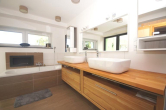 Badezimmer - Montabaur, großzügiger Bungalow mit Einliegerwohnung