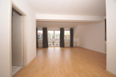 Zugang Balkon - Montabaur, Wohn- und Geschäftshaus im Gebäudeverbund Parkhaus Nord
