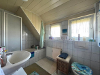 Bad Dachgeschoss - Montabaur, Wohnhaus mit herrlichem Grundstück