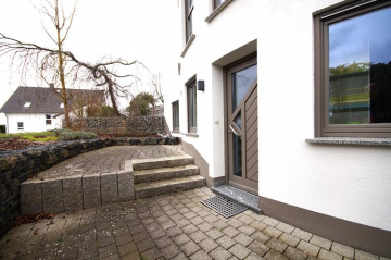 Leuterod, schöne Einliegerwohnung mit Terrasse, Kellerraum und KFZ-Stellplatz, 56244 Leuterod, Wohnung